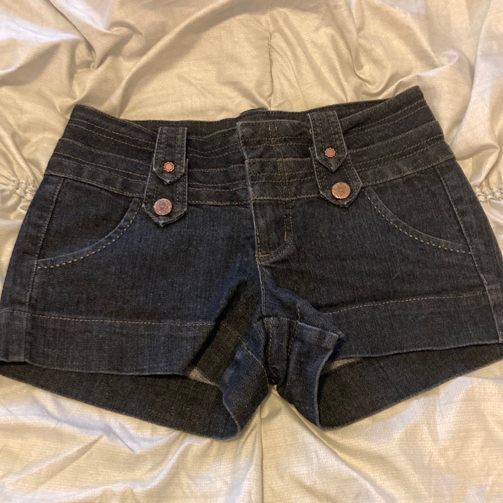 Thick waist shorts.